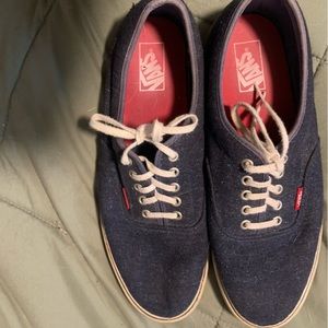 Men’s size 13 navy blue vans. Worn a few times but in fair condition.